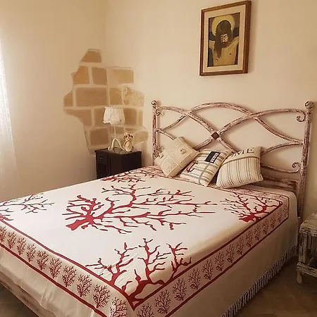 Holidays 4 *